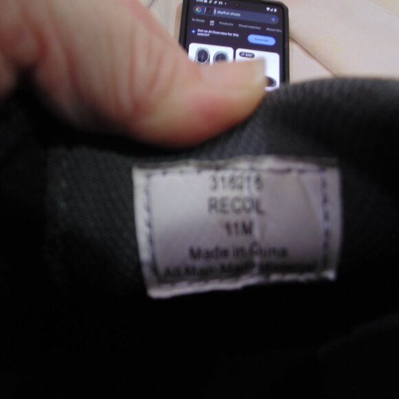 Day Five Sneaker Shoes Mens Size 11M Black Slip On Gripped Casual Athletic - Picture 6 of 8